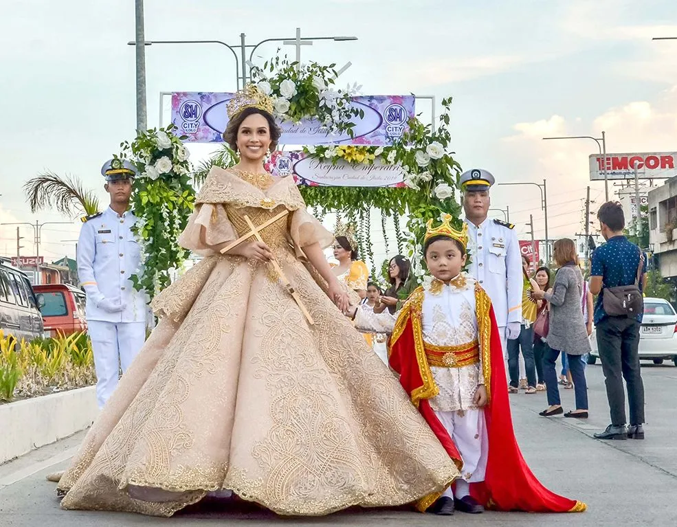 Flores De Mayo